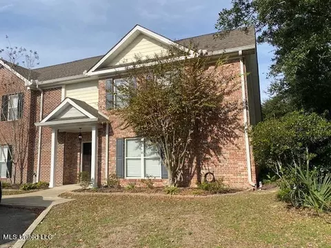 1805 Geerkin St #1, Pascagoula, MS 39581