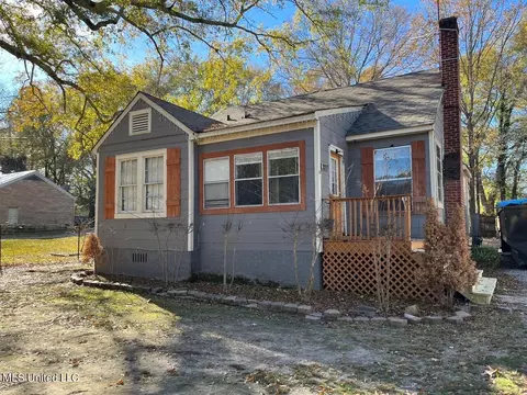 227 N Madison St, Canton, MS 39046