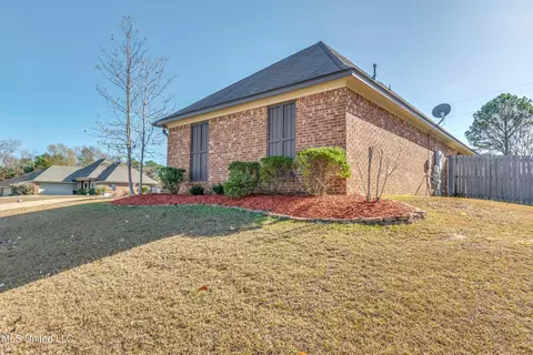 174 Britton Cir, Flowood, MS 39232 photo 4