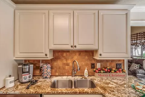 174 Britton Cir, Flowood, MS 39232 photo 14