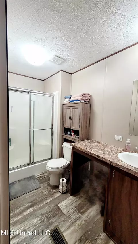 128 E Bond Rd, Wiggins, MS 39577 photo 10