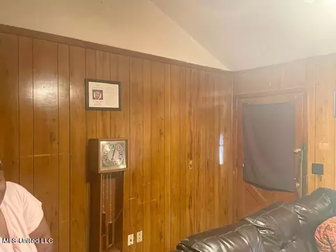 2479 Twisted Oak Dr, Jackson, MS 39212 photo 6