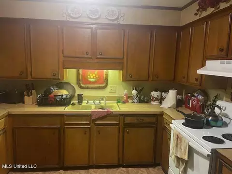 2479 Twisted Oak Dr, Jackson, MS 39212 photo 5