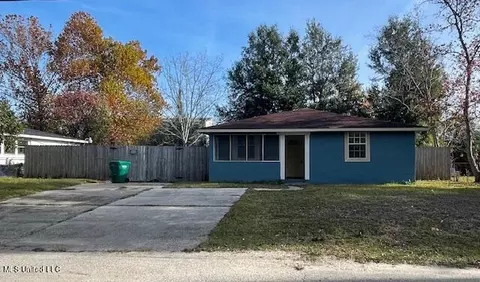 1516 Dixie Ave, Gulfport, MS 39501