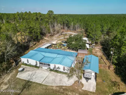 10020 Old Lower Bay Rd, Bay Saint Louis, MS 39520