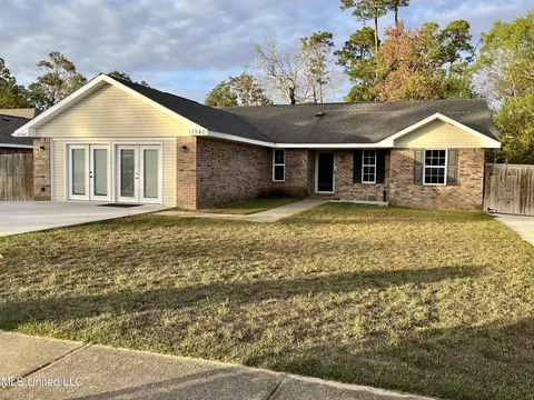 13540 Huntington Cir, Gulfport, MS 39503