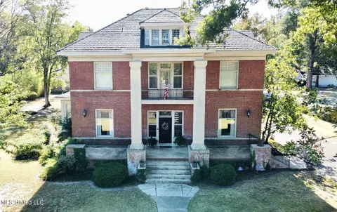 500 E Percy St, Indianola, MS 38751