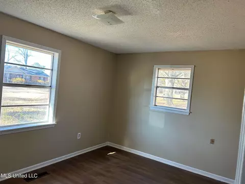 682 Powell St, Coldwater, MS 38618 photo 10