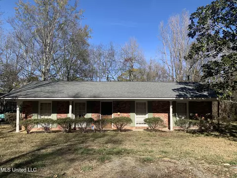 1620 Winchester St, Jackson, MS 39211