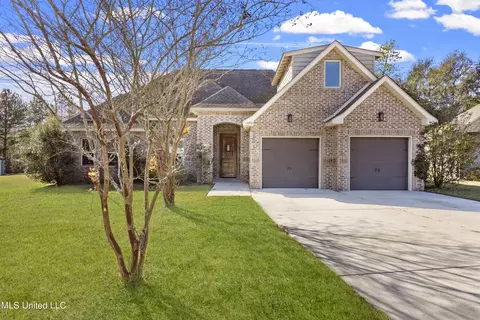 14981 Waterside Pl, Gulfport, MS 39503