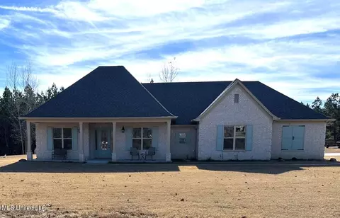 610 Lloyds Ln, Nesbit, MS 38651