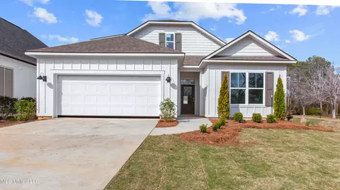 302 Stephens St, Ridgeland, MS 39157