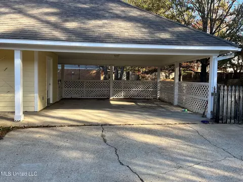 535 Live Oak Dr, Madison, MS 39110 photo 2