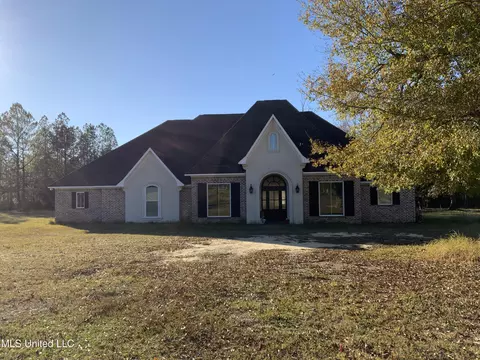 16461 Beraga St, Biloxi, MS 39532 photo 2
