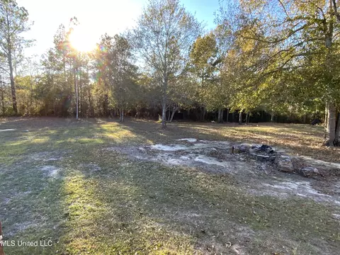 16461 Beraga St, Biloxi, MS 39532 photo 4