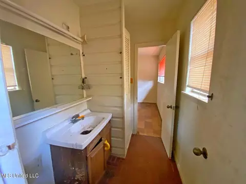 2217 Oakhurst Dr, Jackson, MS 39204 photo 7