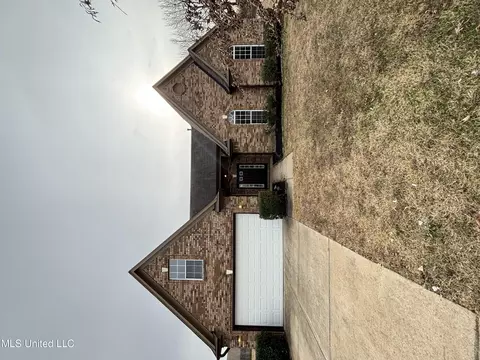 3253 Latimer Court Cv, Horn Lake, MS 38637