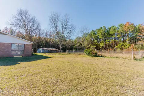 Exterior - 19587 Hwy 35, Mize, MS 39116 photo 10 of 15