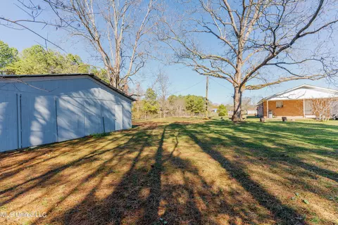 Exterior - 19587 Hwy 35, Mize, MS 39116 photo 14 of 15