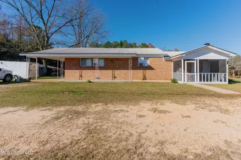 19587 Hwy 35, Mize, MS 39116