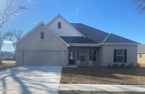 15 Bear Point Way, Long Beach, MS 39560