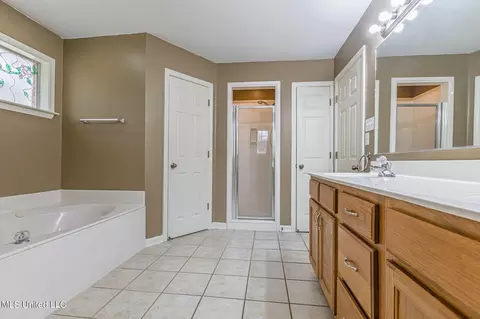 9836 Taylor Dr, Olive Branch, MS 38654 photo 19