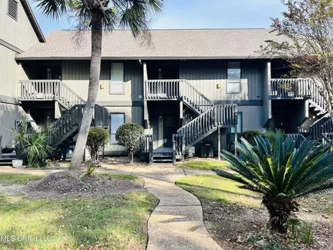 205 Lanai Vlg #A, Diamondhead, MS 39525