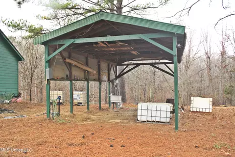 1811 Mcgee Rd, Blue Mountain, MS 38610 photo 5