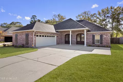 11489 Briarstone Pl, Gulfport, MS 39503