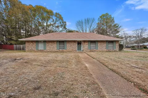 115 Diane Pl, Clinton, MS 39056