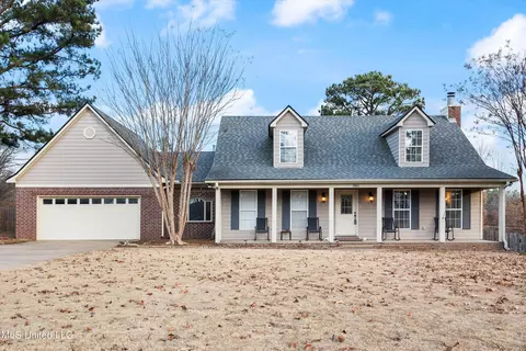 3880 Cypress Plantation Dr, Olive Branch, MS 38654