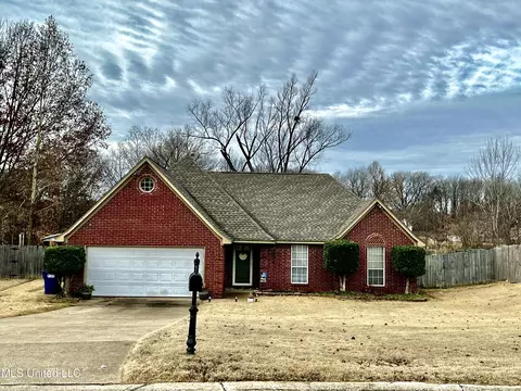 1921 Towson Ln, Horn Lake, MS 38637