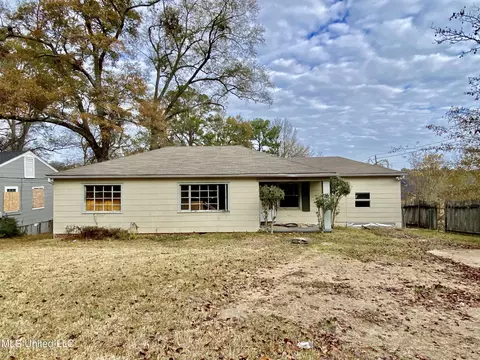 794 Launcelot Rd, Jackson, MS 39206