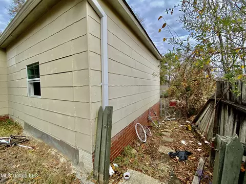 794 Launcelot Rd, Jackson, MS 39206 photo 2