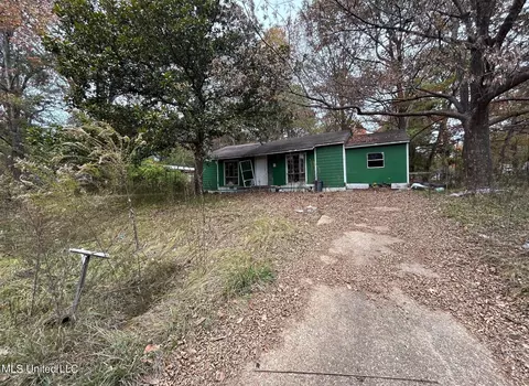 4302 Meadowmont Dr, Jackson, MS 39209 photo 1