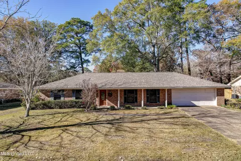 115 Longmeadow Rd, Brandon, MS 39042