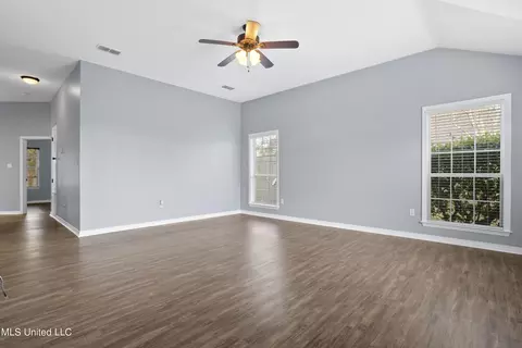 420 Pinecrest Cir, Long Beach, MS 39560 photo 6