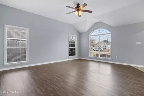 420 Pinecrest Cir, Long Beach, MS 39560 photo 4