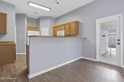 420 Pinecrest Cir, Long Beach, MS 39560 photo 8