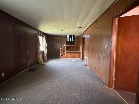 4512 Second St, Moss Point, MS 39563 photo 3