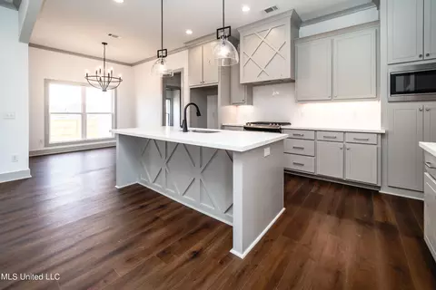 Kitchen - 831 Glenwild Cir, Canton, MS 39046 photo 1 of 6