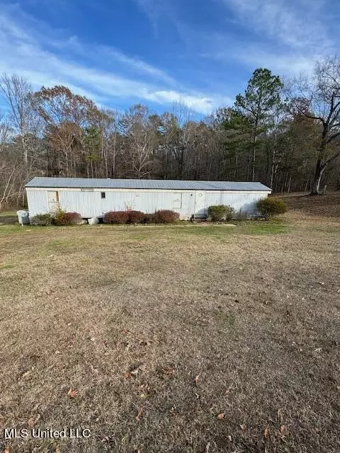 112 Rolling Hills Dr, Raymond, MS 39154