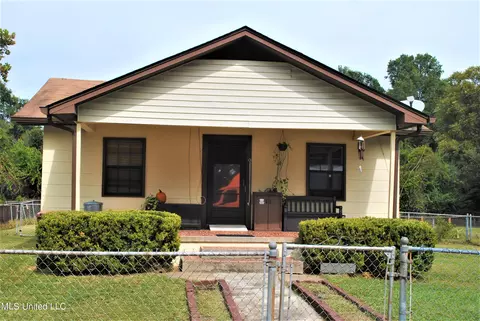 2028 Greater Ave, Biloxi, MS 39531