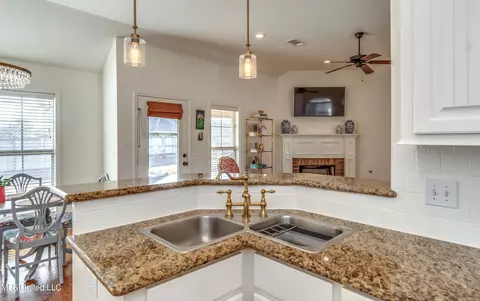 208 Memory Ln, Madison, MS 39110 photo 14