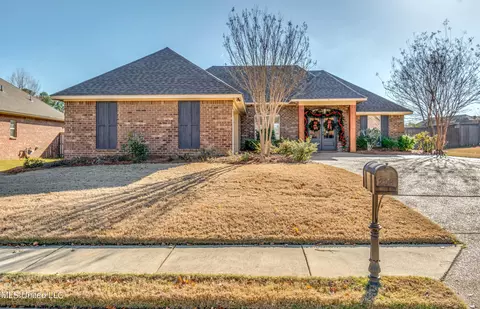 208 Memory Ln, Madison, MS 39110