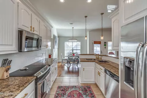 208 Memory Ln, Madison, MS 39110 photo 13