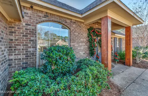 208 Memory Ln, Madison, MS 39110 photo 3