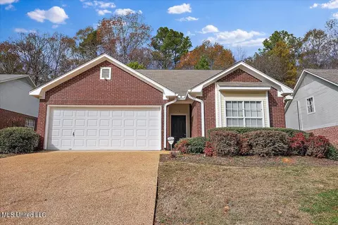 117 Huntington Hill Dr, Clinton, MS 39056
