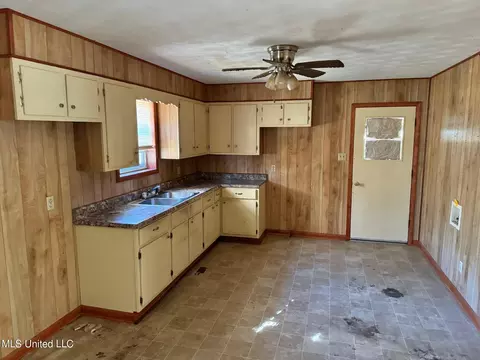 3808 Parks Place Rd, Como, MS 38619 photo 3