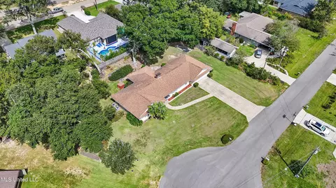 View/Area - 888 Hana Pl, Diamondhead, MS 39525 photo 1 of 6